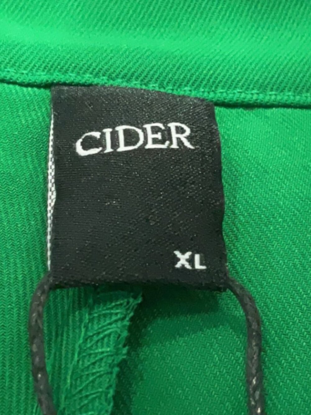 Cider Green wide-leg silhouette high-waisted pants - Size XL - Like New - Picture 9 of 10